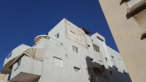 טיפול ברטיבות בקיר חיצוני בבניין משותף