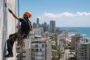 עבודות בגובה בבת ים